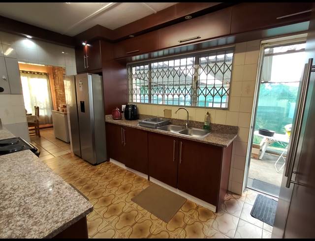4 BEDROOM FREEHOLD FOR SALE IN FARNINGHAM RIDGE